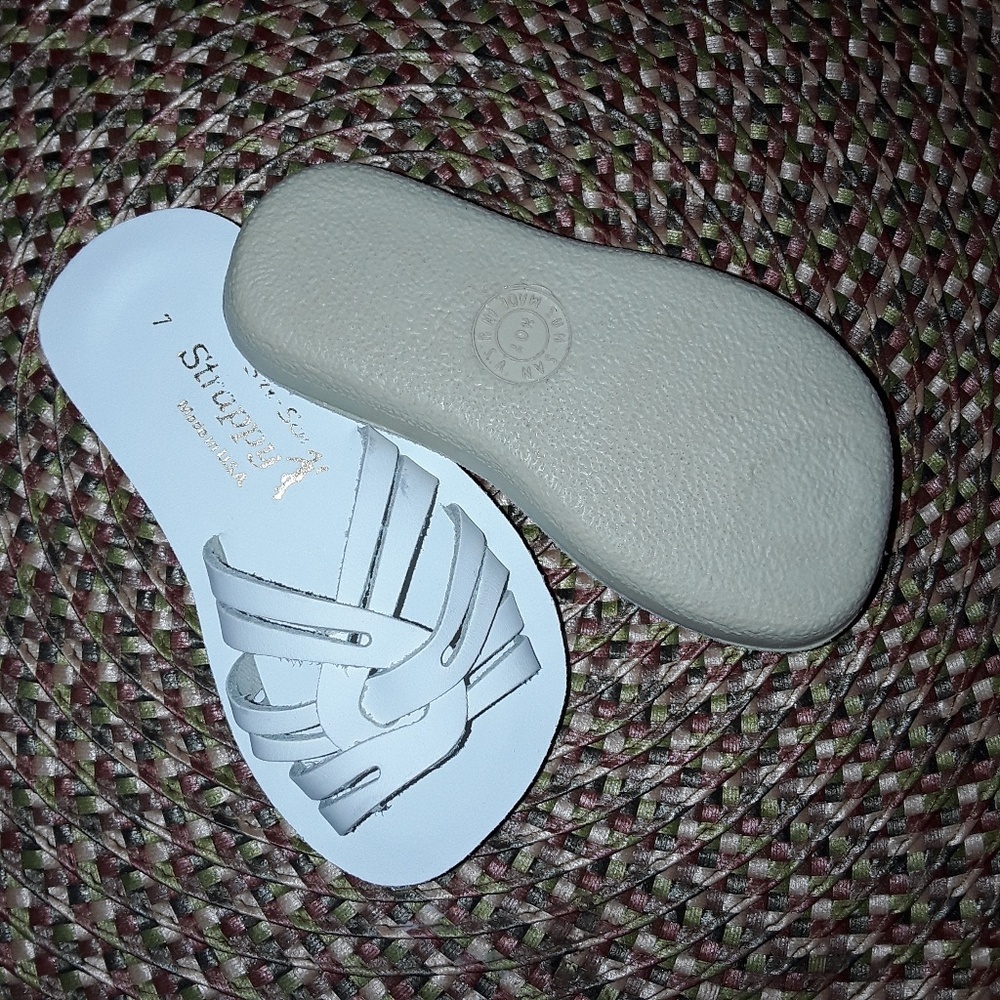 NWOT Salt Water sz. 7 (toddler) - Picture 2 of 2